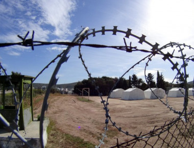 Σχιστό: Ρατσιστική επίθεση με ξύλα σε 19χρονο πρόσφυγα